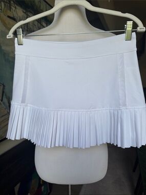 Inphorm Women's White Pleated Hem Tennis or Golf Skirt